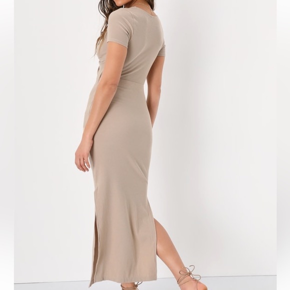 Stunning Lulu’s Style Twist Beige Twist Front Cutout Midi Dress NWT - Picture 3 of 13